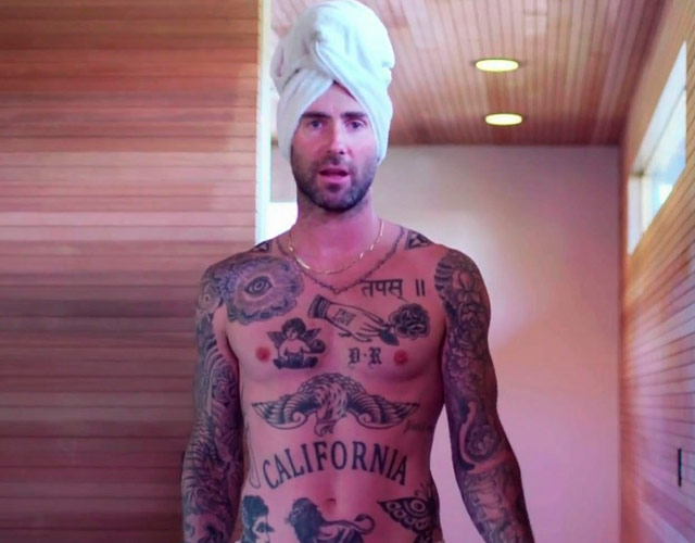 Adam Levine sin camiseta en la final de 'The Voice'