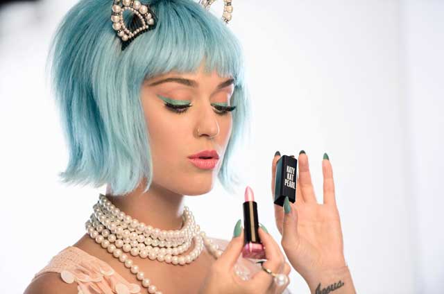¡La nueva línea de maquillaje de Katy Perry estará inspirada en las sirenas!