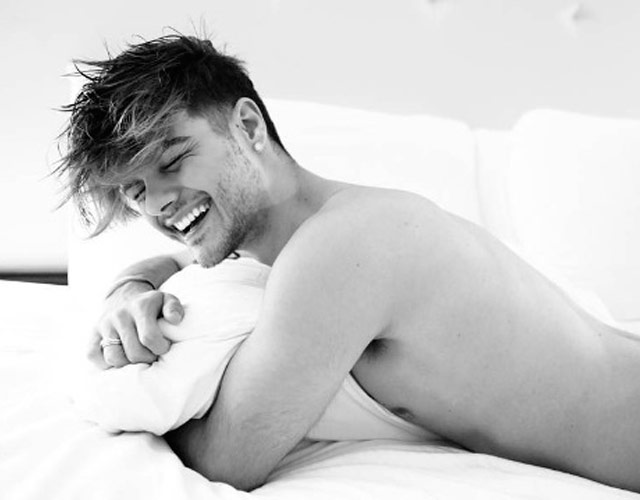 El gran cambio de Abraham Mateo sin camiseta y con barba El gran cambio de Abraham Mateo sin camiseta y con barba