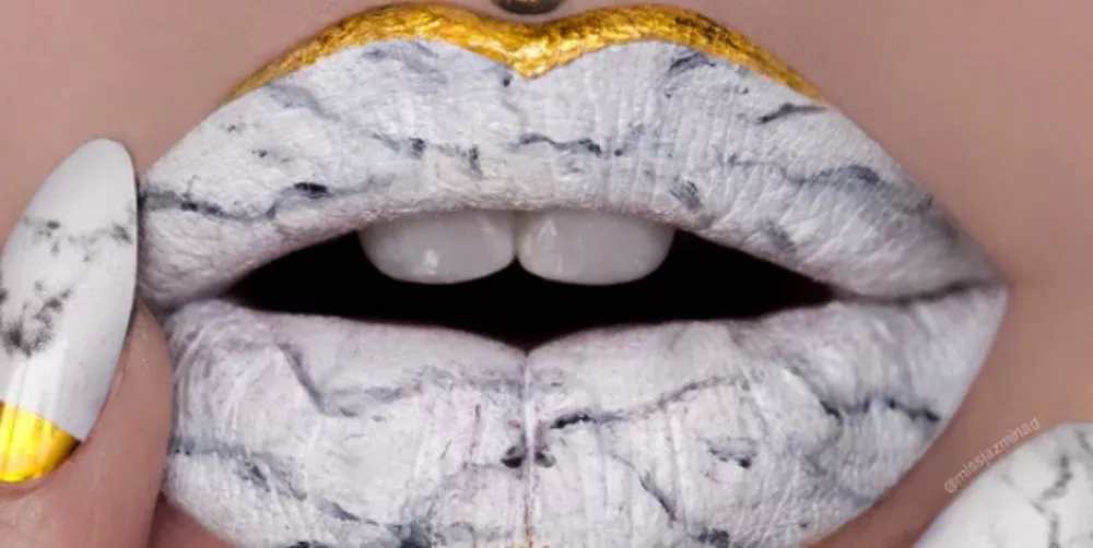labios de marmol 