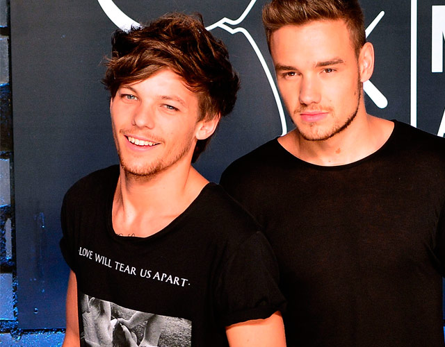 Louis Tomlinson y Liam Payne de One Direction cantan juntos 'Bridge Over Troubled Water' Louis Tomlinson y Liam Payne de One Direction cantan juntos 'Bridge Over Troubled Water'