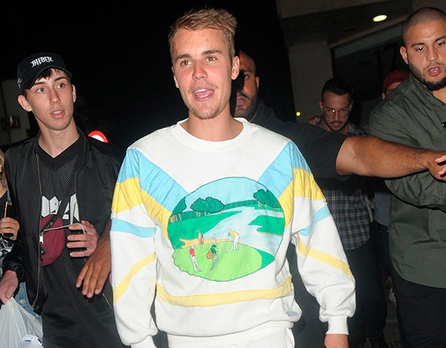 Justin Bieber, de resaca y "enfermo" en su último concierto Justin Bieber, de resaca y "enfermo" en su último concierto