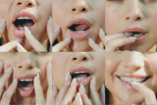 labios selena gloss