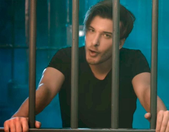 Vídeo de 'Drunk And Irresponsible' de Blas Cantó Vídeo de 'Drunk And Irresponsible' de Blas Cantó