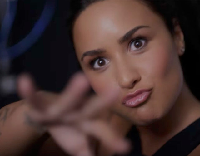 Demi Lovato presenta su documental 'Simply Complicated' con este vídeo Demi Lovato presenta su documental 'Simply Complicated' con este vídeo