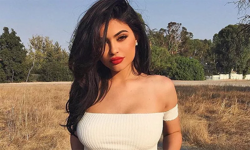 kylie jenner embarazada2