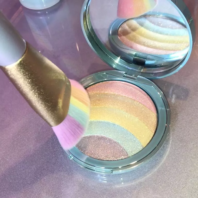 MAQUILLAJE UNICORNIO TOO FACED 