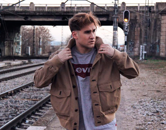 Dani Fernández de Auryn estrena 'Bailemos' Dani Fernández de Auryn estrena 'Bailemos'