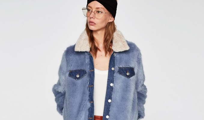 La chaqueta vaquera de peluche que necesitas en tu armario