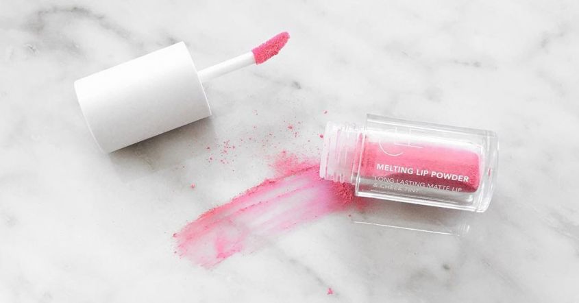 Labiales en polvo: la textura a la que no te podrás resistir