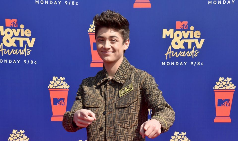 Asher Angel, Lana Condor y More Stun en los MTV Movie & TV Awards