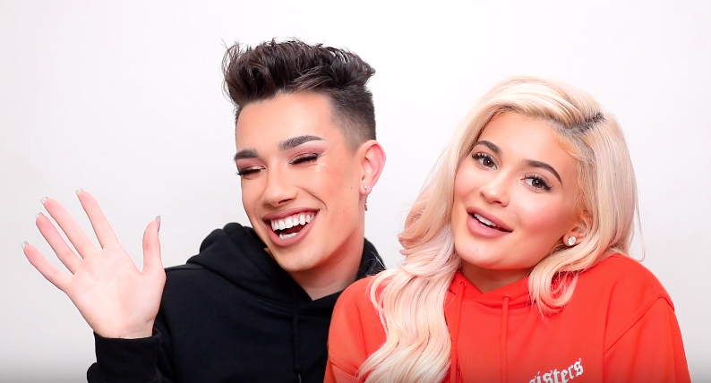 Kylie Jenner y James Charles sólo usaban el mismo conjunto