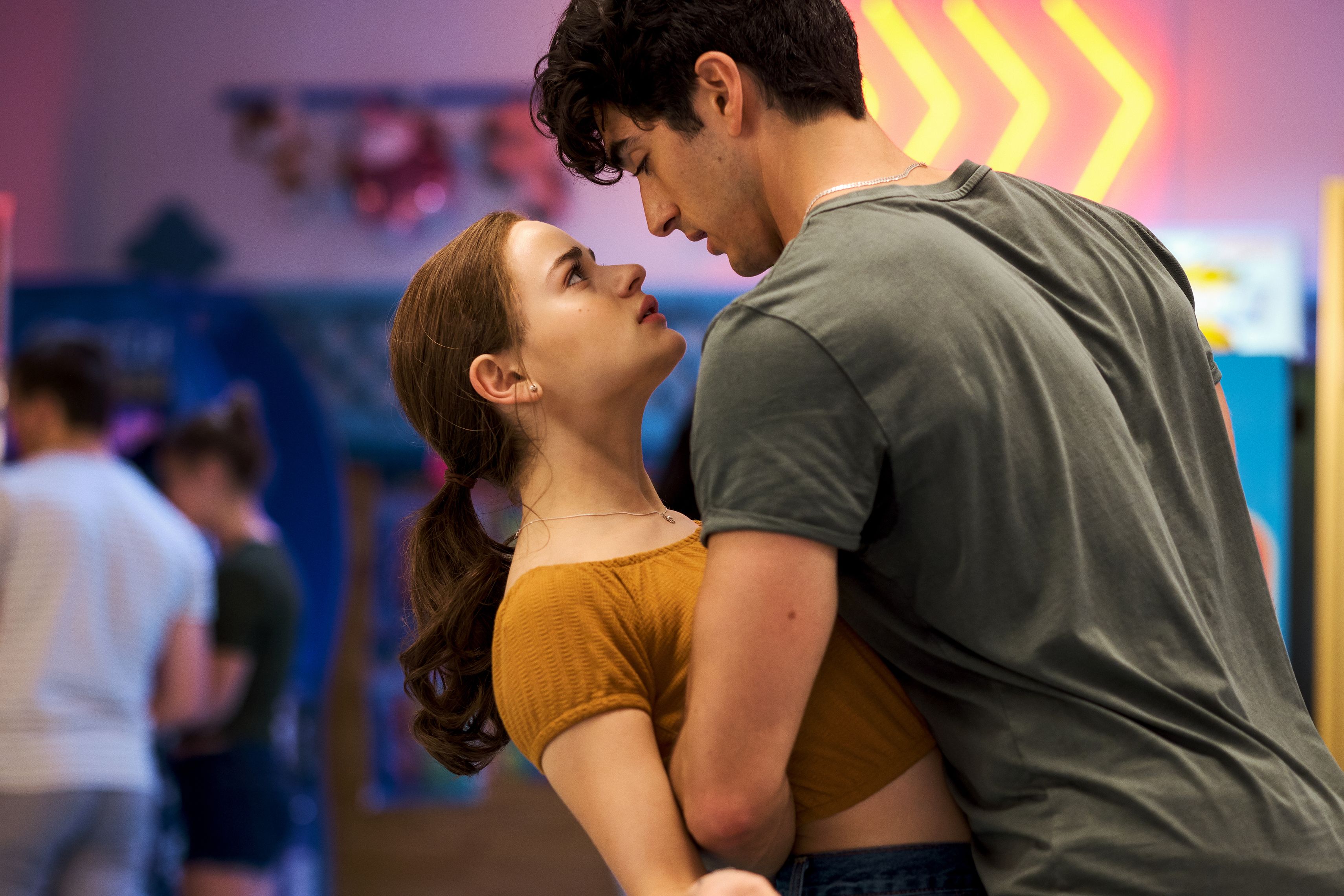 Los fans de "The Kissing Booth" creen que Joey King y Taylor Zakhar Perez están saliendo juntos...