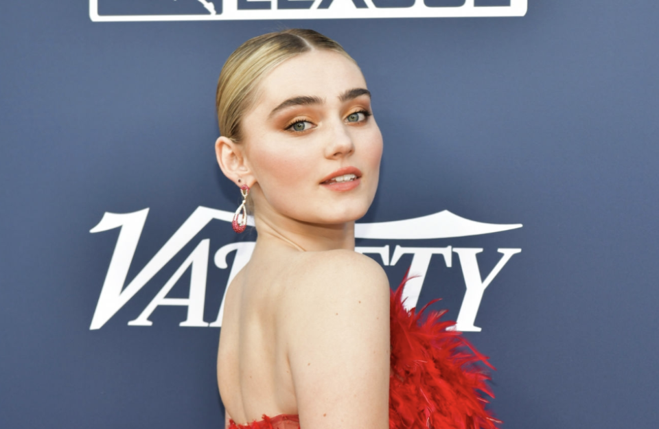  Meg Donnelly comparte la regla de moda que le gusta romper