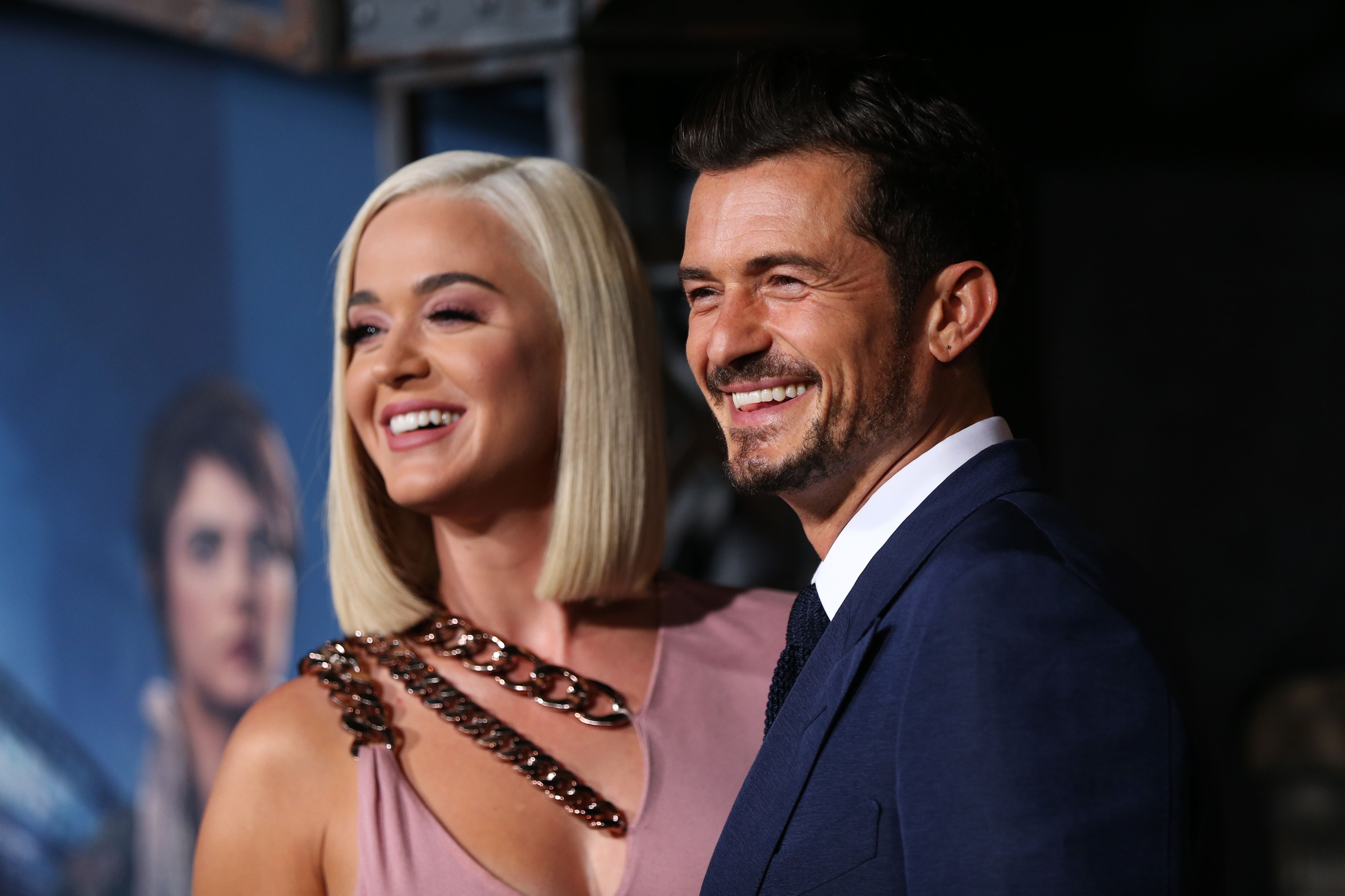 Katy Perry y Orlando Bloom dan la bienvenida a su primera niña y comparten la primera foto