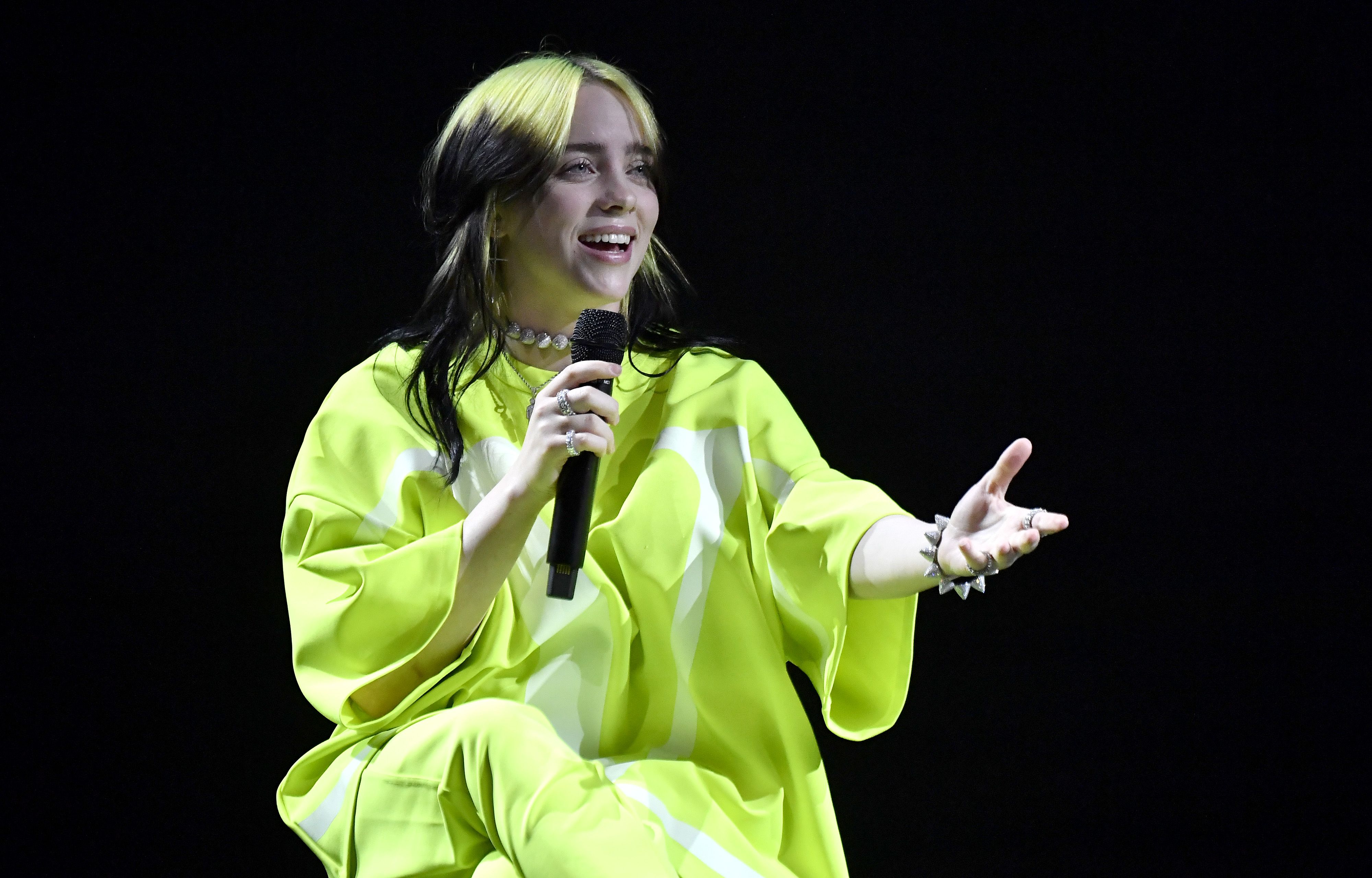 Billie Eilish es la anfitriona de un concierto virtual y definitivamente no te lo quieres perder.