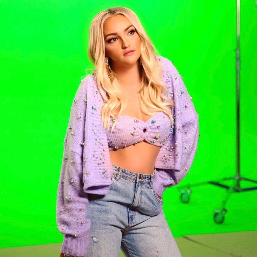 Jamie Lynn Spears acaba de darle una actualización importante a la canción "Zoey 101".