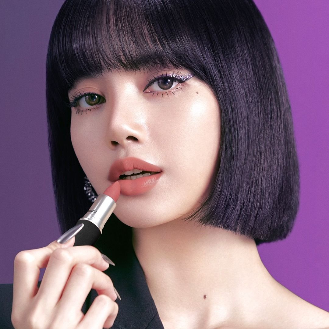 Lisa, miembro de BLACKPINK, es la nueva embajadora global de MAC Cosmetics.