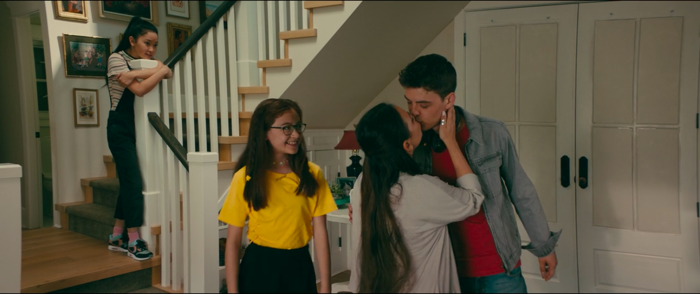 Cómo conseguir el adorable estilo de Lara Jean en "A todos los chicos que he amado antes" por poco dinero