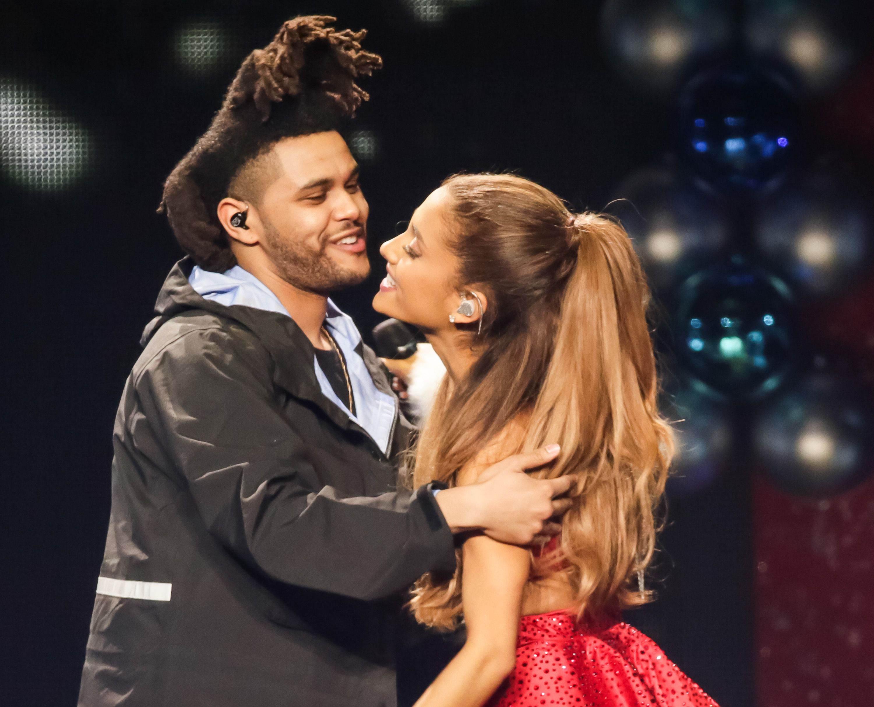 Por qué Ariana Grade no actuará con The Weeknd en la Super Bowl de Tampa