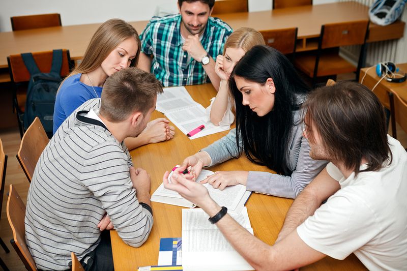 Consejos eficaces para preparar los exámenes finales: Edición de la clase en línea