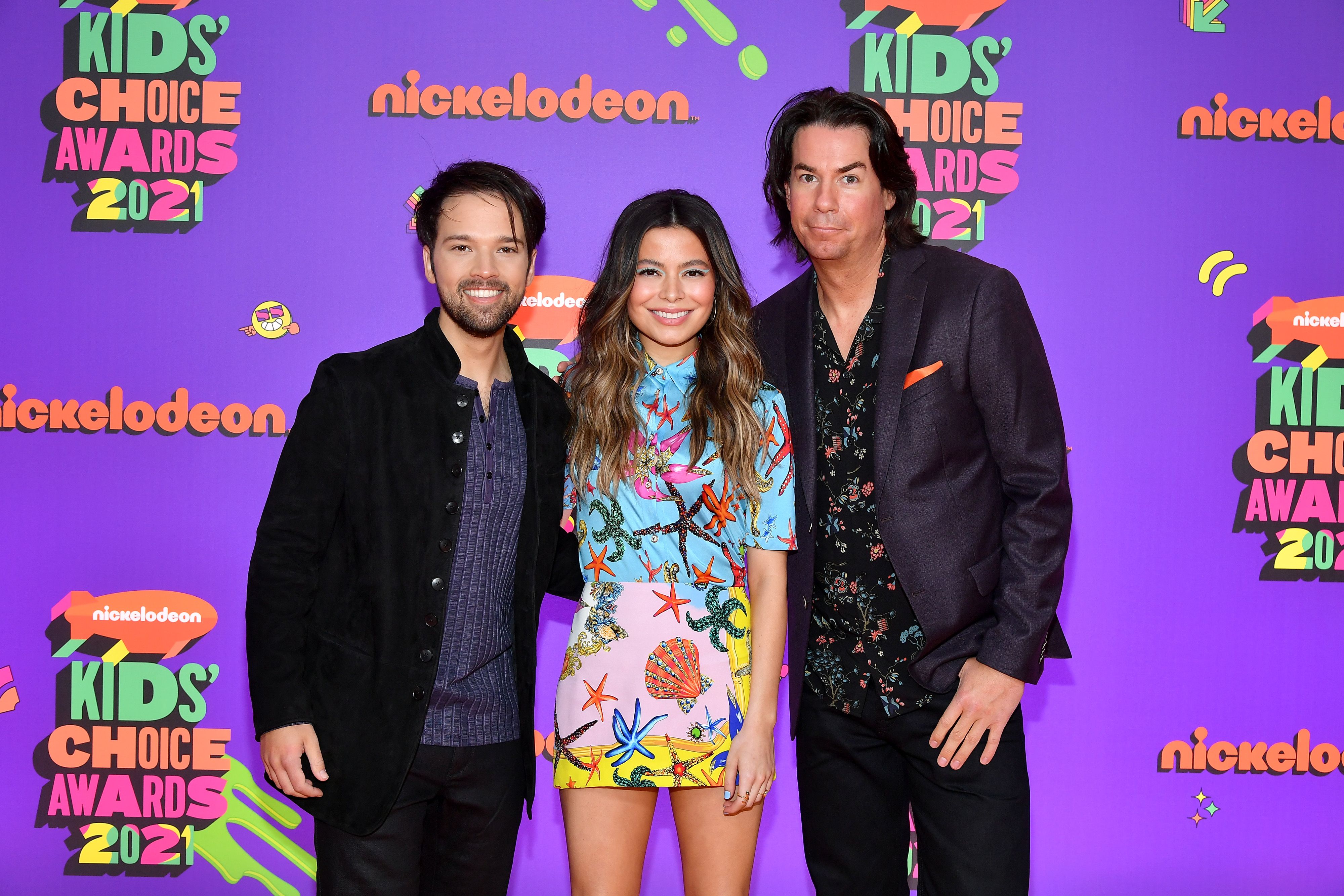 El reparto de "iCarly" tuvo su primer reencuentro en la alfombra roja de los Kids Choice Awards 2021