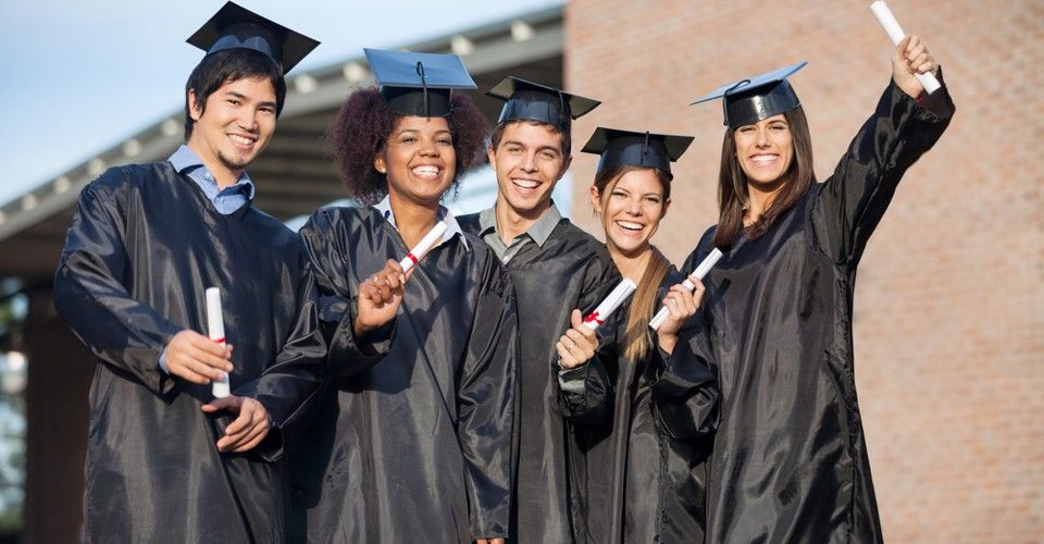 Entrar con confianza en el mundo real tras la graduación