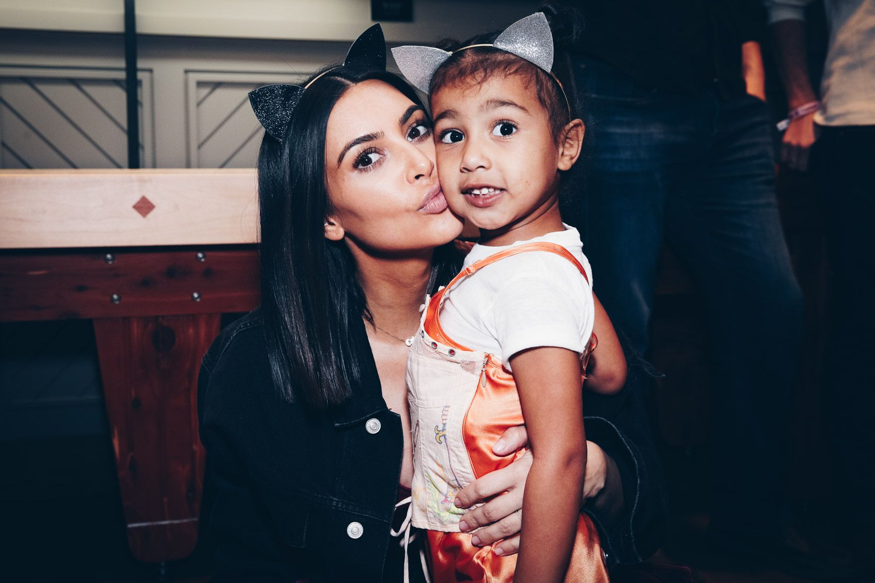 7 Veces que North West sombreó salvajemente a Kim Kardashian