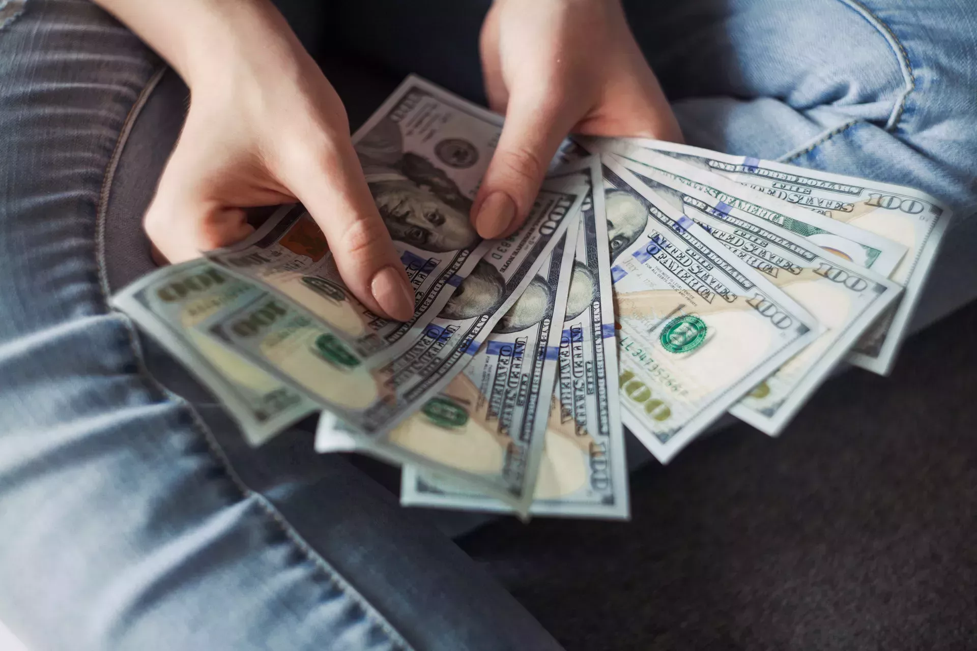 10 consejos de gestión del dinero para adolescentes (¡que realmente funcionan!)