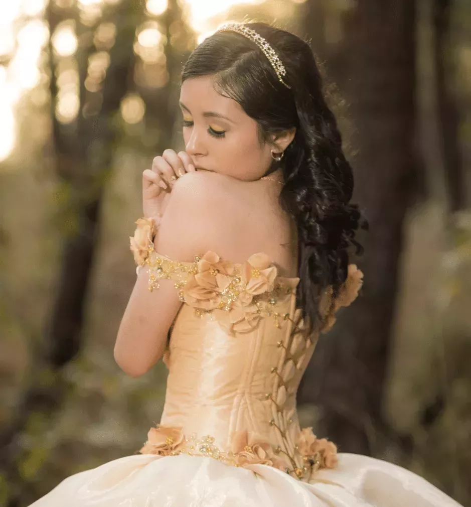 Cómo elegir el traje perfecto para tu fiesta de quince años