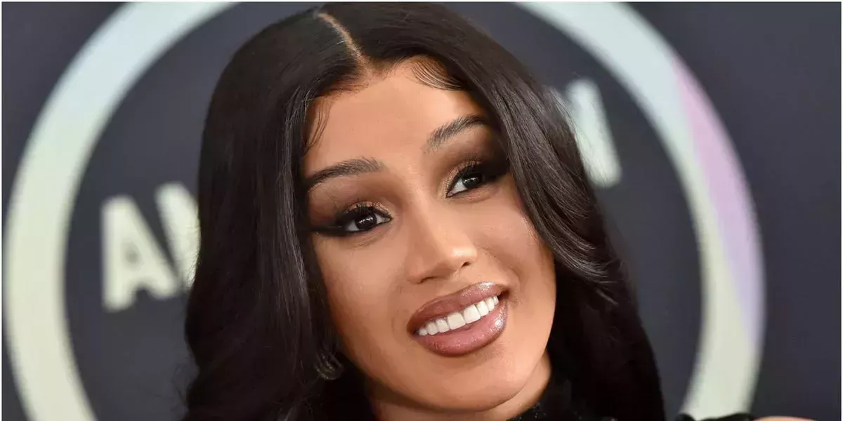 Cardi B gana una demanda por difamación de 1,25 millones de dólares contra un YouTuber