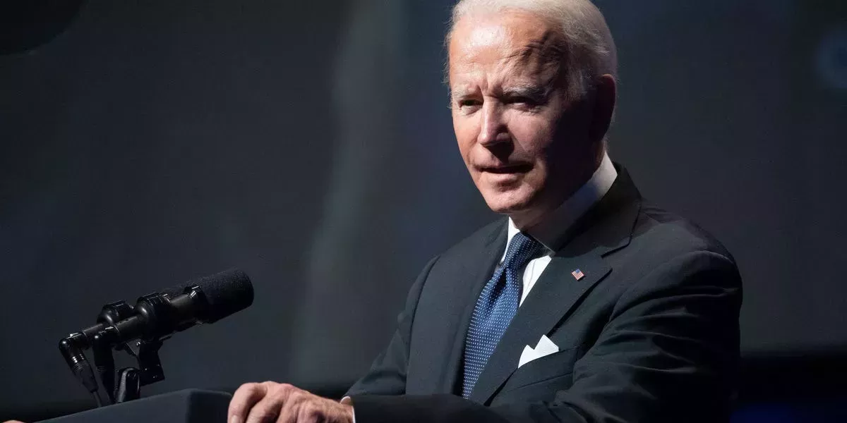 'SNL' se mofa de la respuesta de Biden a Omicron y 'Spider-Man'