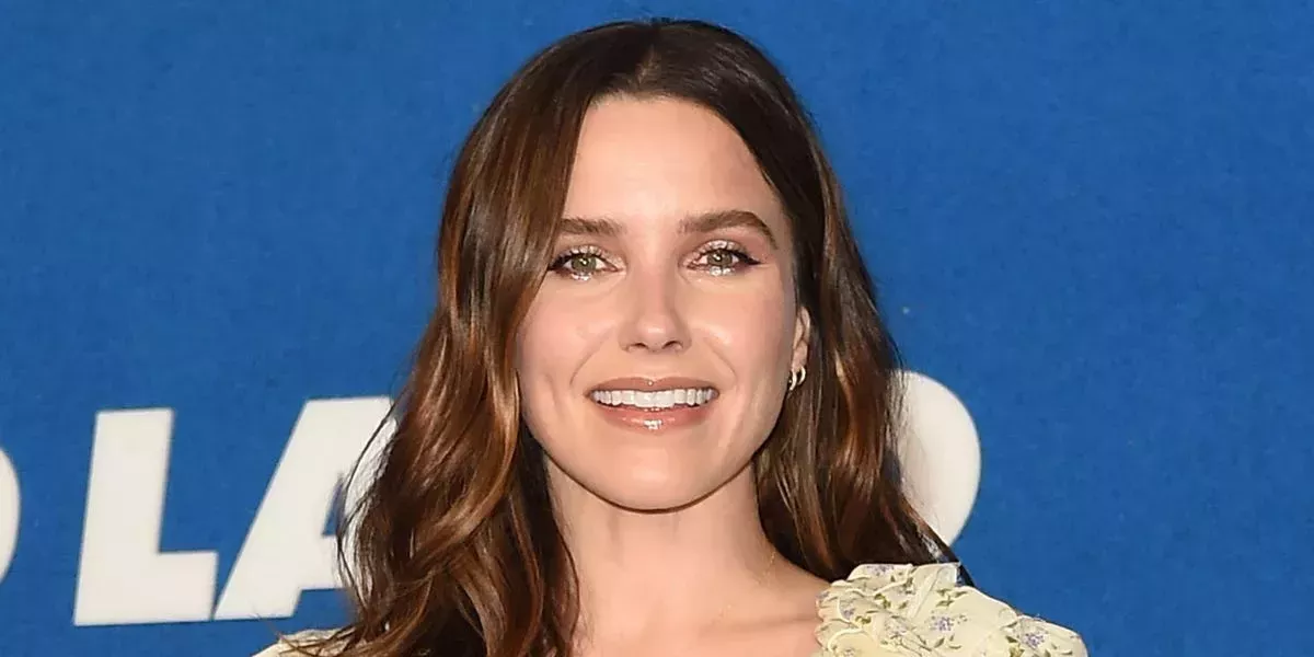 Sophia Bush explica por qué ha vuelto finalmente a la televisión en cadena después de que sus experiencias 