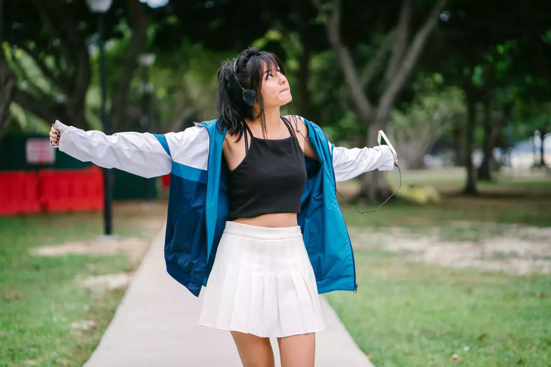 Tendencias de moda de verano para adolescentes 2022 Red17