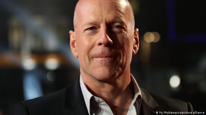 Bruce Willis se retira de la actuación por su enfermedad letal