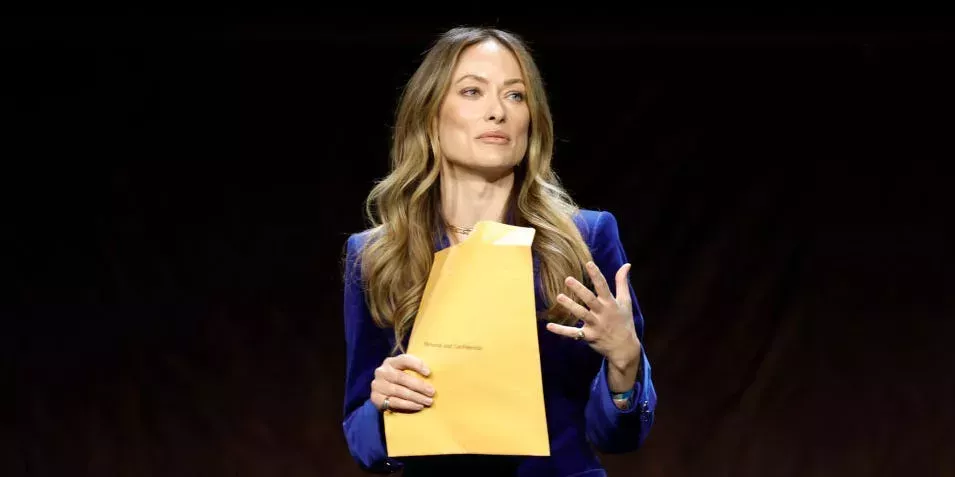 Olivia Wilde recibió documentos 