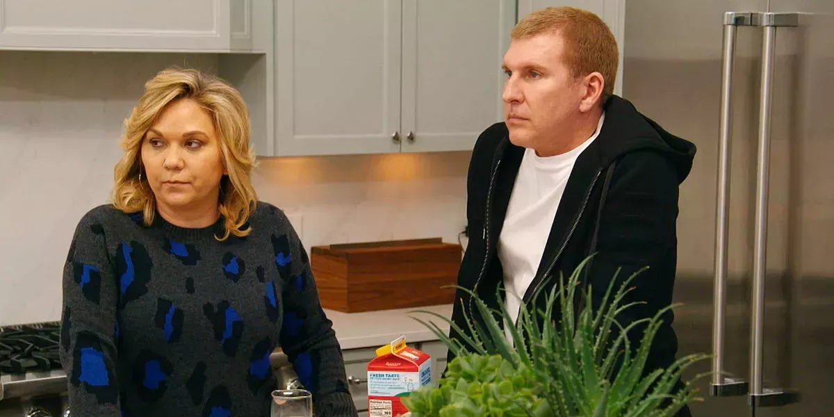 El ex socio de Todd Chrisley dijo que pagaron a un chantajista 38.000 dólares para mantener su aventura en secreto