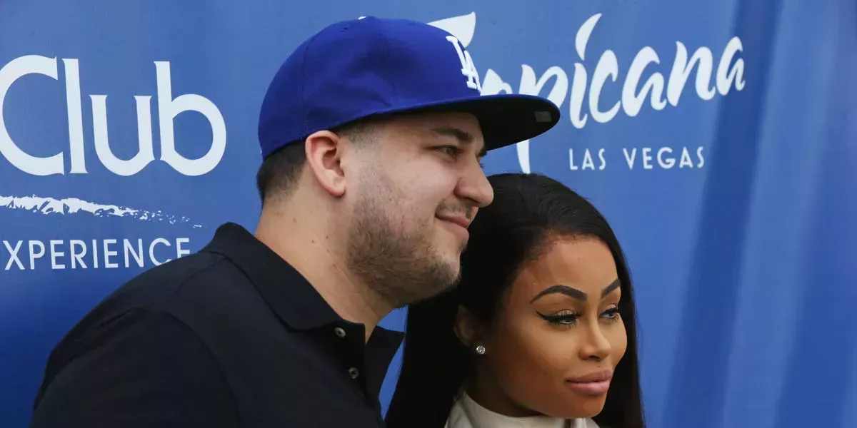 El testimonio del ex presidente de E! sobre 'Rob & Chyna' convenció a un miembro del jurado para que se pusiera del lado de la familia Kardashian-Jenner en su caso de difamación de Blac Chyna