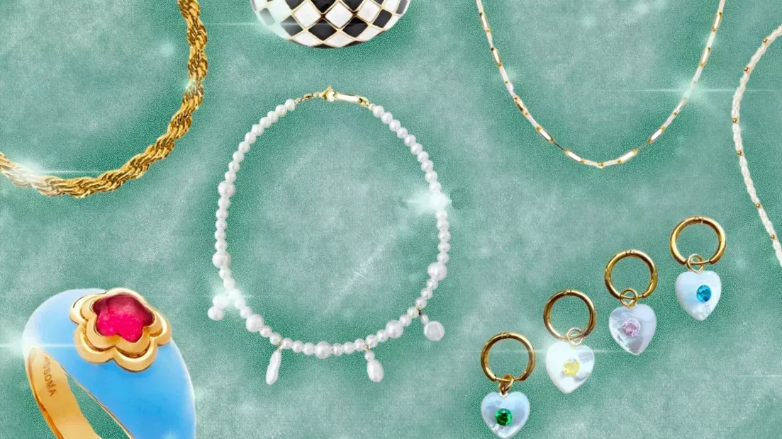 19 marcas de joyería aprobadas por TikTok para comprar si te gusta Mejuri