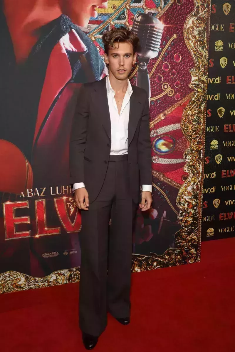 ¡El Rey! Los mejores looks de Austin Butler en la gira de prensa de 'Elvis': Fotos