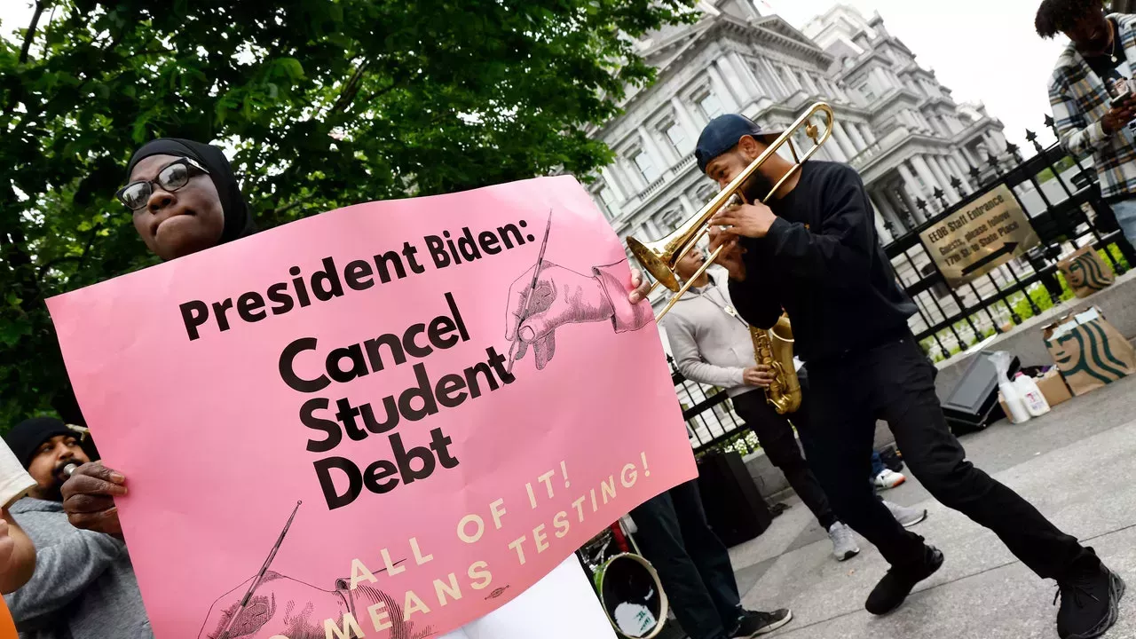 La deuda de los estudiantes de Corinthian College se cancela finalmente