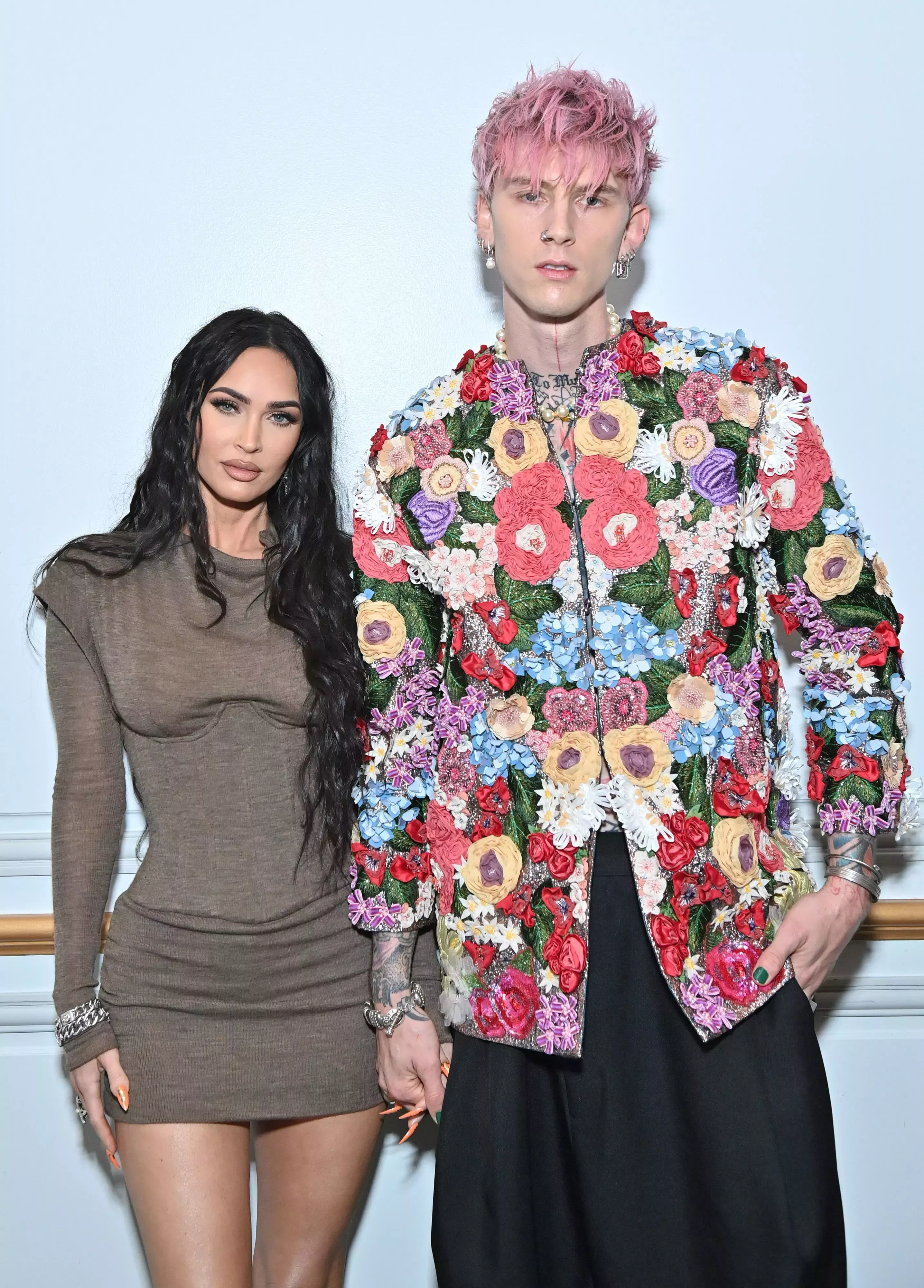 Megan Fox dice que "ha hecho todas las terapias que existen" con MGK