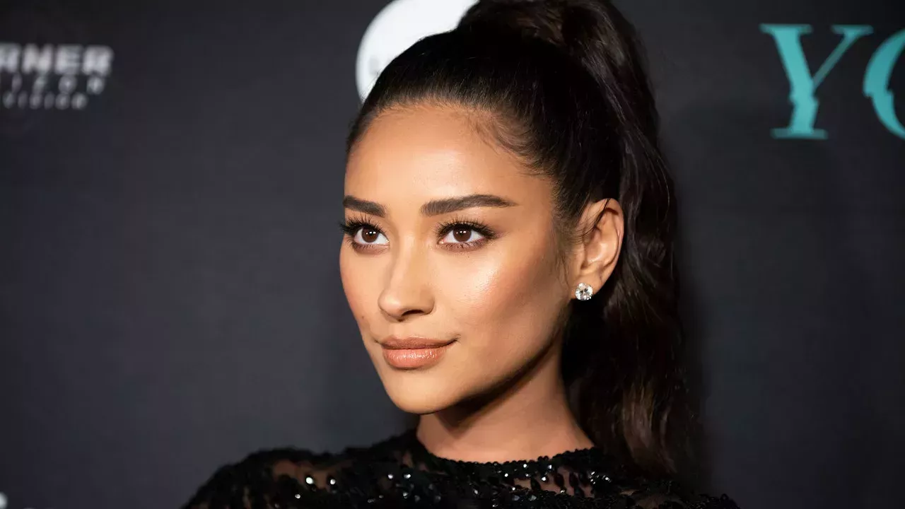 Shay Mitchell ha dado a luz a una niña