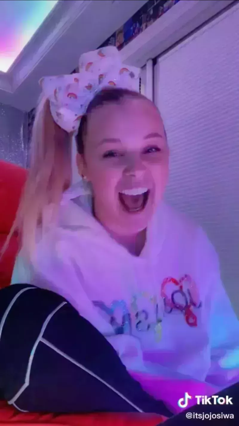 Cronología completa de la relación entre JoJo Siwa y su novia Kylie Prew