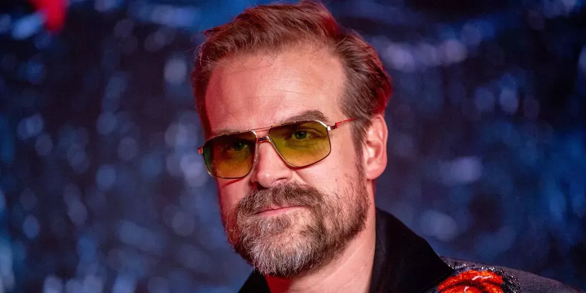 David Harbour dice que sabe lo que pasa en el final 