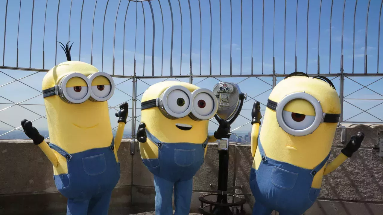 La tendencia #GentleMinions ha hecho que los cines prohíban a los adolescentes en traje