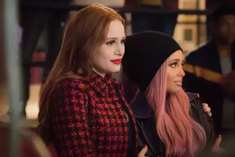 Cronología completa de la amistad entre Vanessa Morgan y Madelaine Petsch