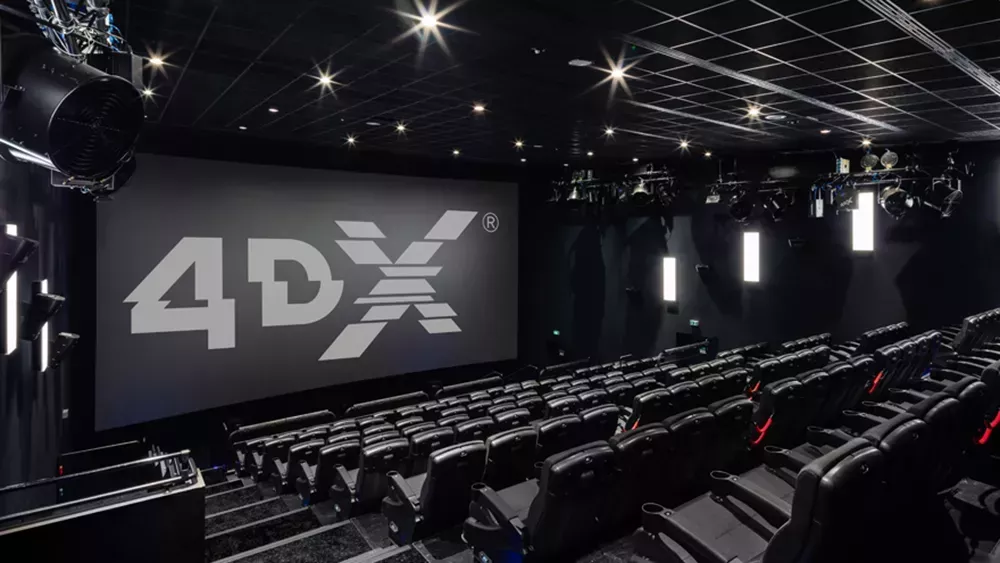 Dentro de 4DX: conozca a las mentes maestras que hacen que los asientos de las salas de cine se agiten, rocíen, se tambaleen y rueden