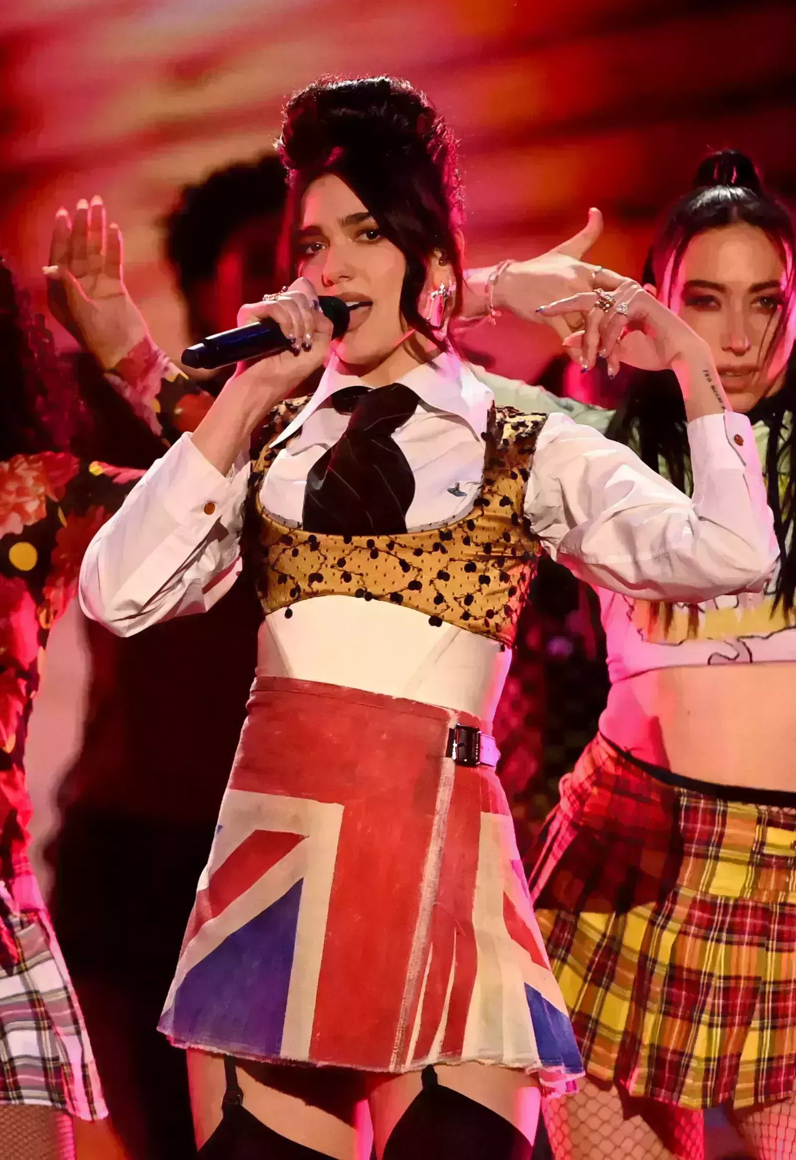 Dua Lipa está sacando el máximo partido a la tendencia de la transparencia