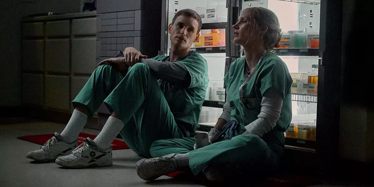 Crítica de 'La buena enfermera': Jessica Chastain y Eddie Redmayne protagonizan un conmovedor y devastador drama sobre crímenes reales